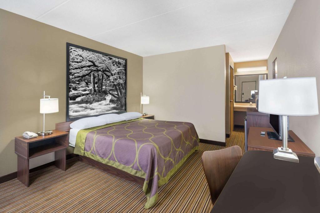 Room image 2